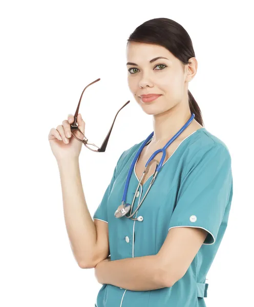 Retrato de jovem médica com estetoscópio e óculos — Fotografia de Stock