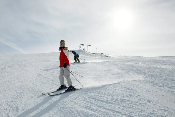 Катання на лижах — стокове фото
