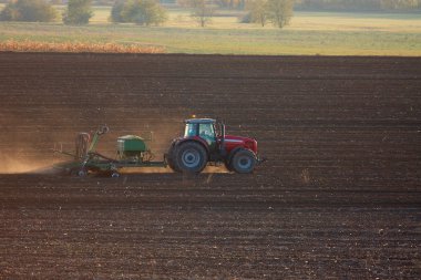 Tractor clipart