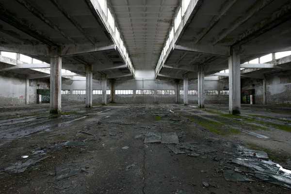 Промышленные руины — стоковое фото