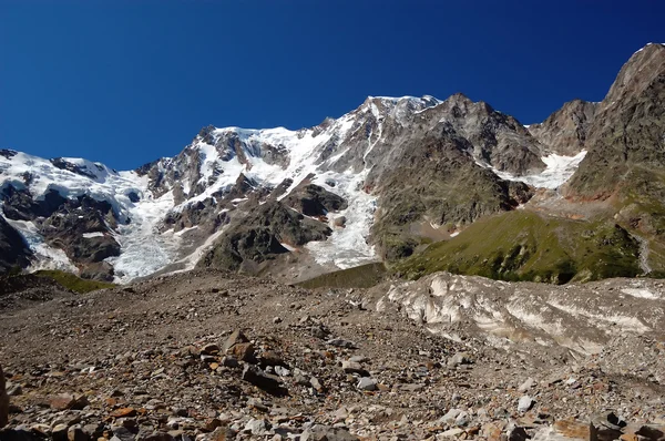 Літо вид на льодовик Monte Rosa — стокове фото