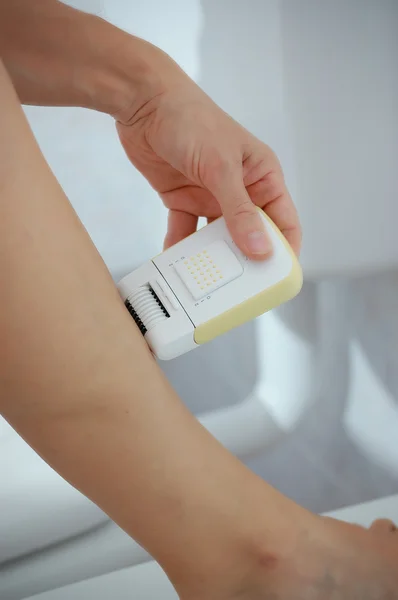 stock image Woman's leg shaving