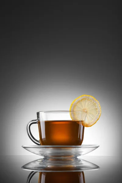 Ένα φλιτζάνι τσάι με λεμόνι — Φωτογραφία Αρχείου
