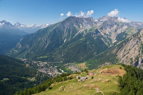 Courmayeur aerial view — Stock Photo, Image