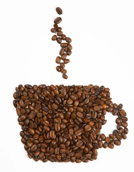 Tassenform aus Kaffeebohnen — Stockfoto
