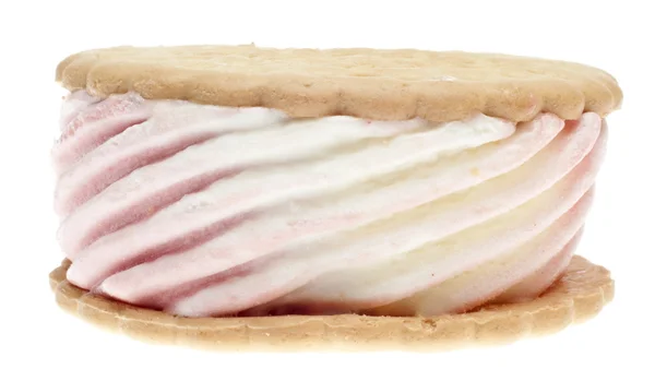 Erdbeer-Shortcake-Eis-Sandwich — Stockfoto
