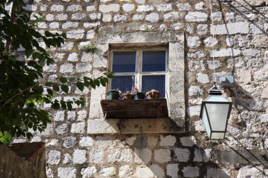 Dubrovnik'in eski penceresi