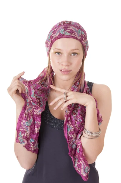 Νεαρή γυναίκα στην μαντήλα — Φωτογραφία Αρχείου