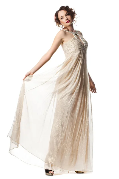 Bruid in mooie beige jurk — Stockfoto