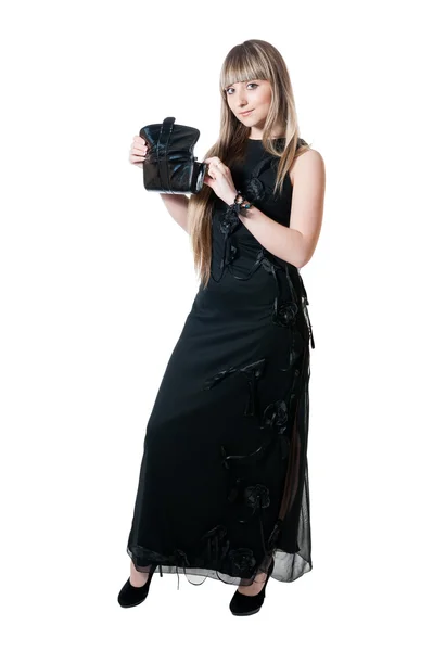 La hermosa chica en vestido negro — Foto de Stock
