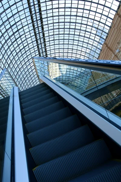 Moving escalator in office center — Stock Photo, Image