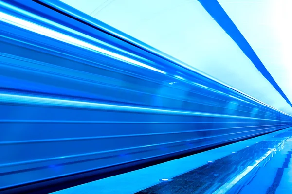 Blauwe snelle trein — Stockfoto