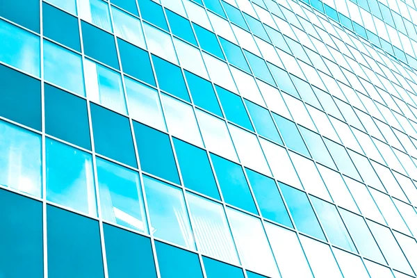 Pared de cristal transparente del edificio de oficinas —  Fotos de Stock