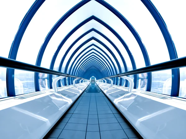 Symmetrische moderne hal binnen office centrum — Stockfoto