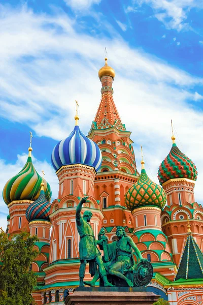 俄罗斯莫斯科红场瓦西里 · 祝福之大教堂 — 图库照片