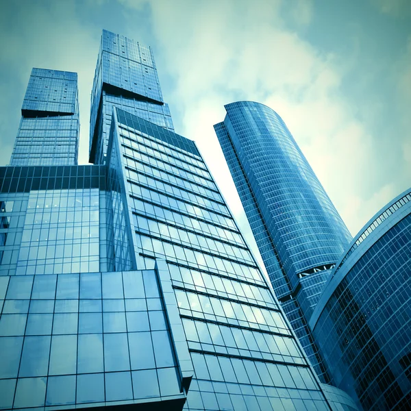 市中心的现代摩天大楼 — 图库照片