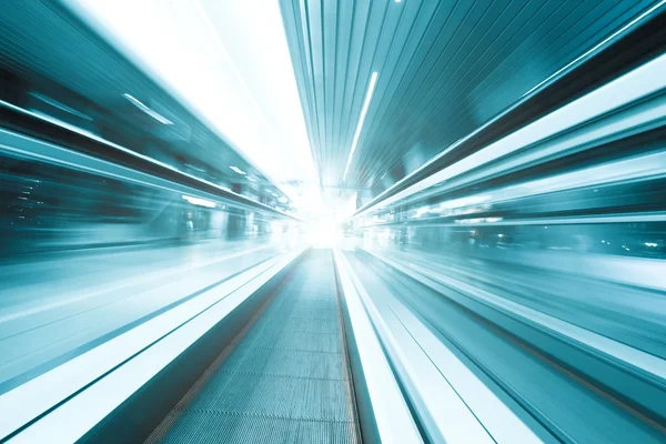 High-speed moving escalator — Stock Photo, Image