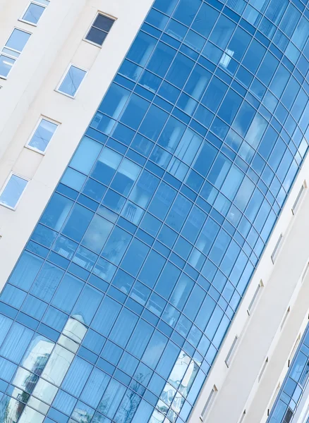 Textura resbaladiza del edificio de gran altura de vidrio — Foto de Stock