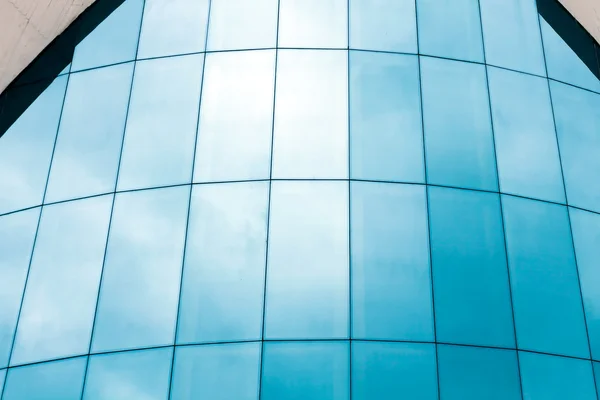Texturierte Scheibe eines Wolkenkratzers zeitgenössischer Glasarchitektur — Stockfoto