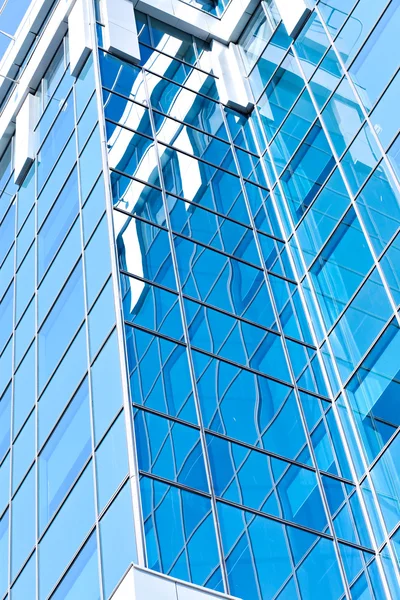 Diseño contemporáneo de rascacielos de vidrio, fondo de negocios — Foto de Stock