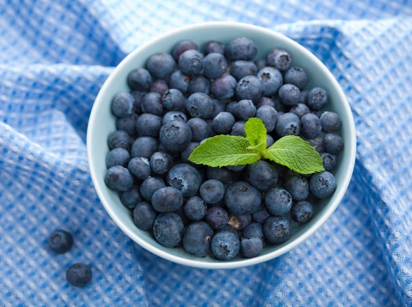Fresh blueberry in bowl — Stock Photo, Image