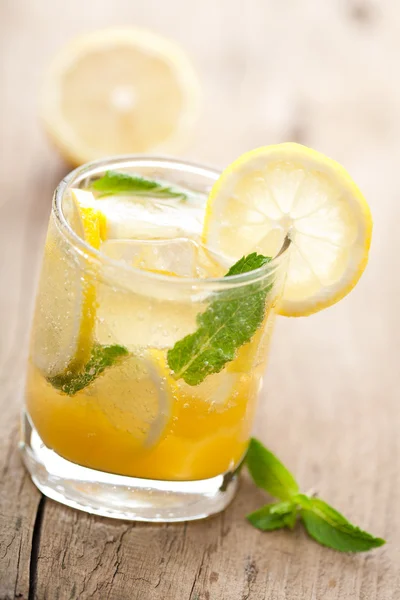 Свіжі лимонад — стокове фото