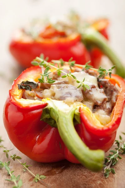 Stuffed paprika with meat and vegetable — Stock Photo, Image