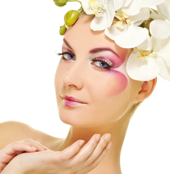 Schöne Frau mit kreativem Make-up — Stockfoto
