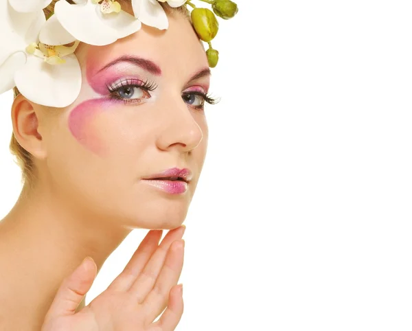 Mooie vrouw met creatieve make-up — Stockfoto