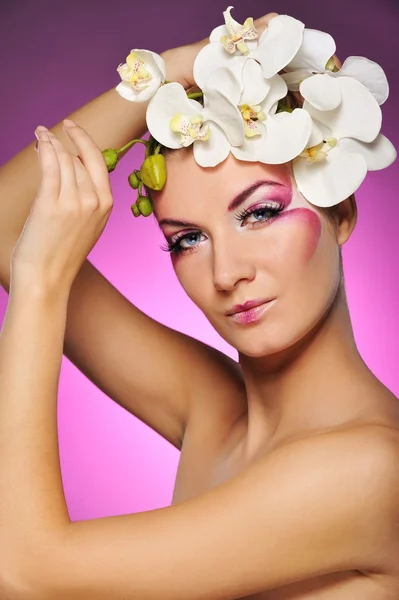 Hermosa mujer con maquillaje creativo —  Fotos de Stock
