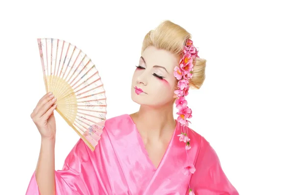 Retrato de una hermosa geisha con abanico — Foto de Stock