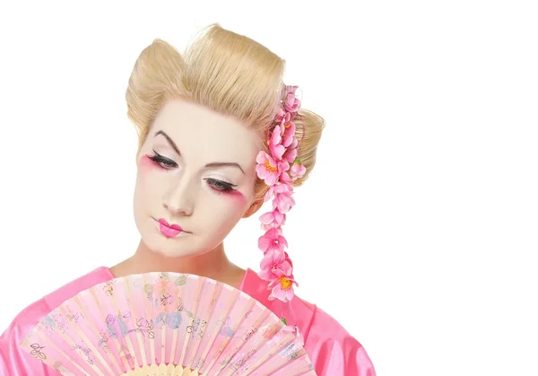 Mooie geisha met een ventilator — Stockfoto