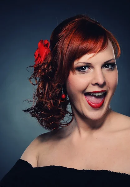 Portret van een vrouw aantrekkelijk redhead — Stockfoto