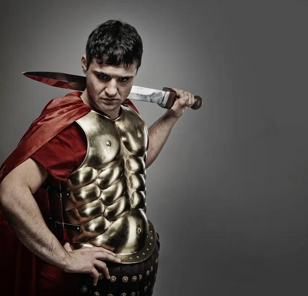Knappe Romeinse legioensoldaat soldaat — Stockfoto