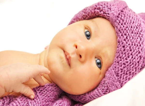 Close-up portret van een schattige baby — Stockfoto