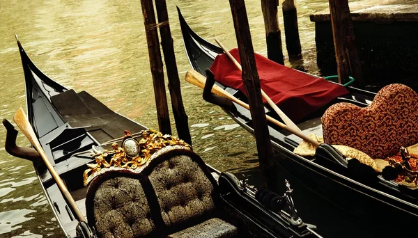 Традиционная Венецианская гандола — стоковое фото