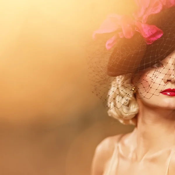 아름 다운 여자 레트로 초상화 — 스톡 사진