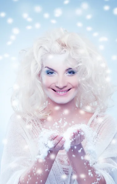 Snow queen playing with snow — Stock Photo, Image