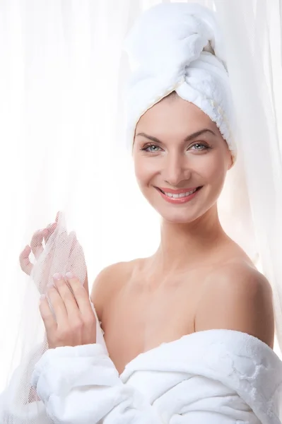 Piękna kobieta po prysznicu — Zdjęcie stockowe