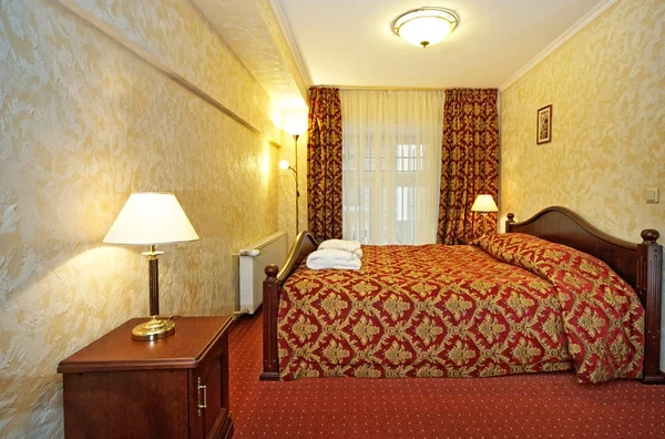 Πολυτελές δωμάτιο ξενοδοχείου — Φωτογραφία Αρχείου