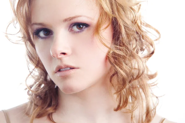 Close-up retrato de uma bela jovem — Fotografia de Stock