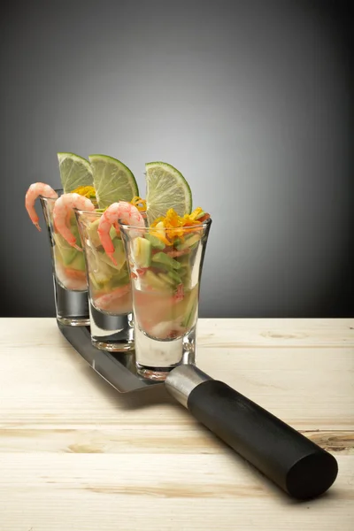 Cocktail sul coltello — Foto Stock