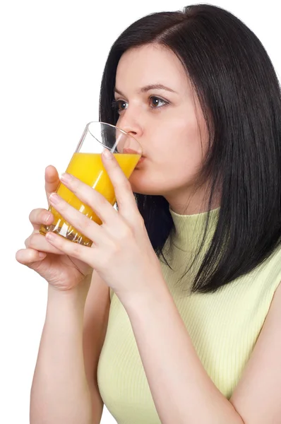 Kvinna med ett glas apelsiner saft — Stockfoto