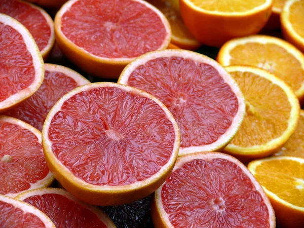 Toronja y naranjas — Foto de Stock