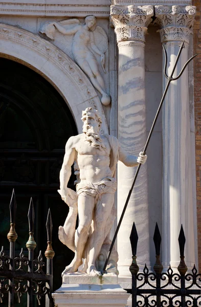 Standbeeld van arsenaal, Venetië — Stockfoto