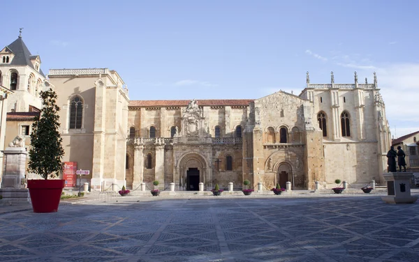 Basilica of San Isidro, León — Stockfoto