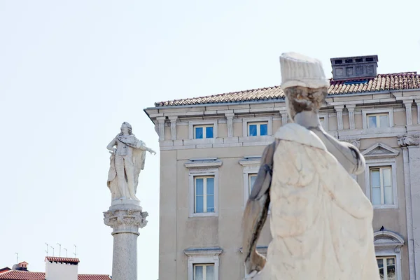 Estatua en Trieste — Foto de Stock