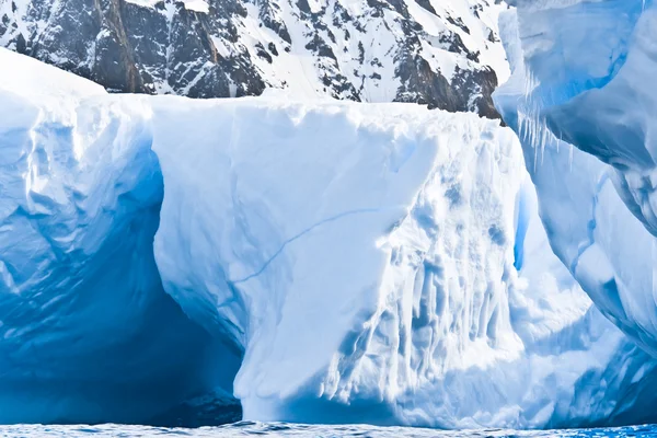 南极冰山 — 图库照片#