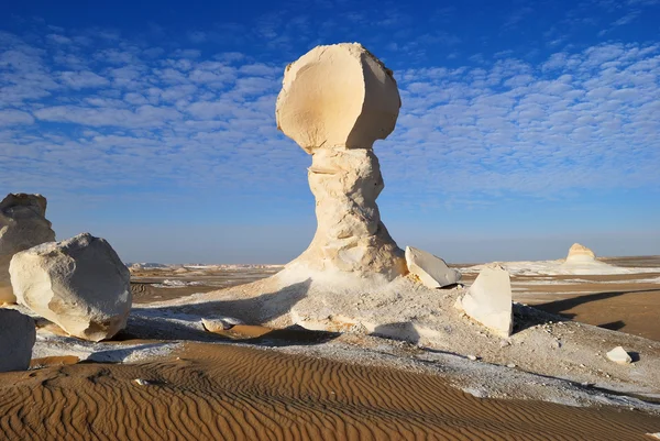 La formation de calcaire dans le désert — Photo