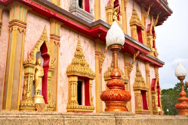 Fasada świątyni buddyjskiej — Zdjęcie stockowe